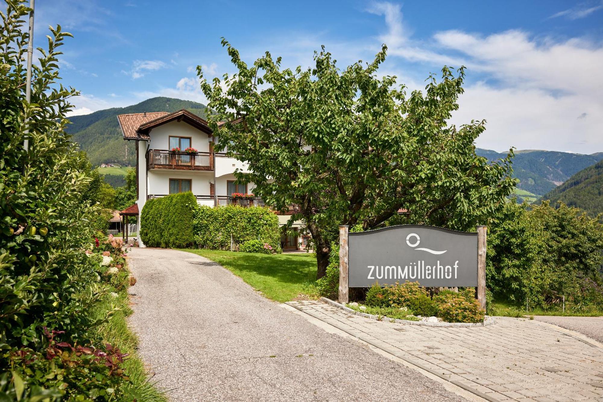 Ferienpension Zummuellerhof Natz-Schabs Exterior photo
